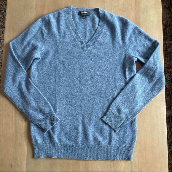 Lord & Taylor Sweaters - Lord & Taylor 100% Cashmere V-Neck Sweater - Light Blue